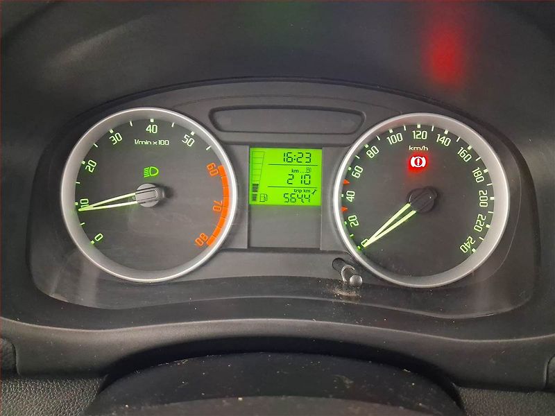 Škoda Fabia (2008) 1.2 12V, po STK, Tažné - fotka 11 z 17