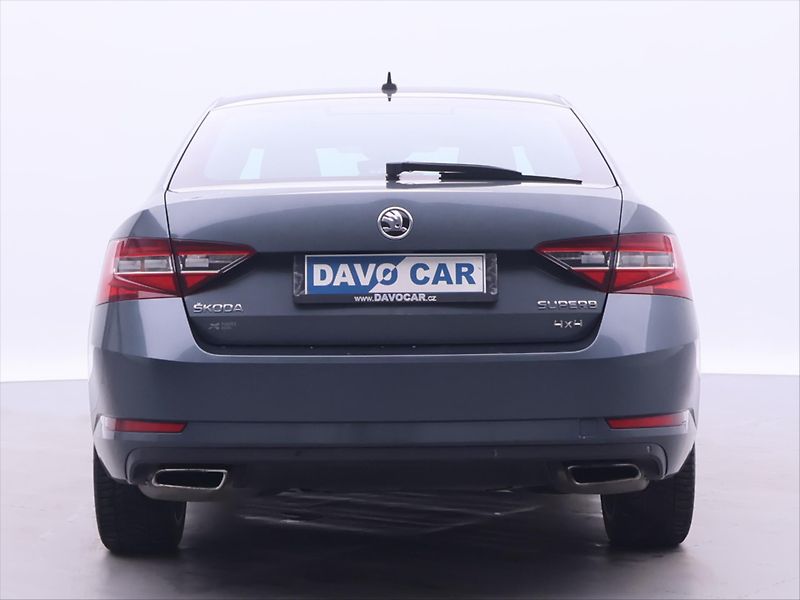 Škoda Superb 2,0 TSI 206kW DSG 4x4 CZ L&K - fotka 6 z 45