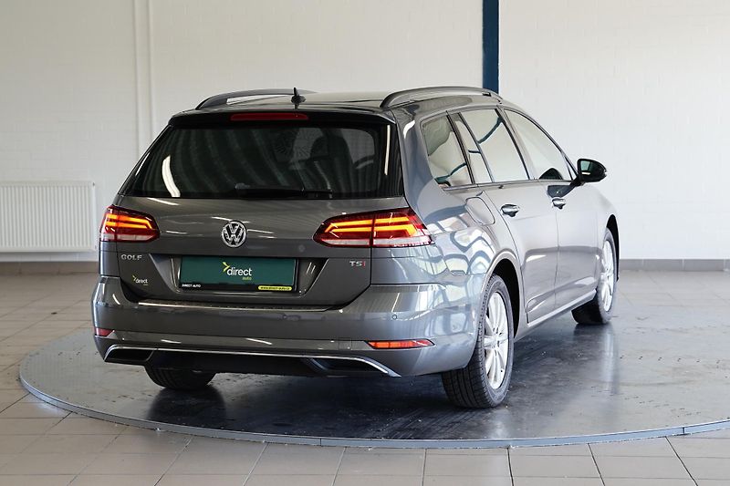 Volkswagen Golf - fotka 2 z 30