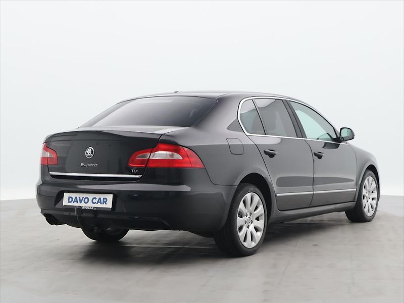 Škoda Superb 2.0 TDI 103kW CZ Xenon Tažné - fotka 7 z 26