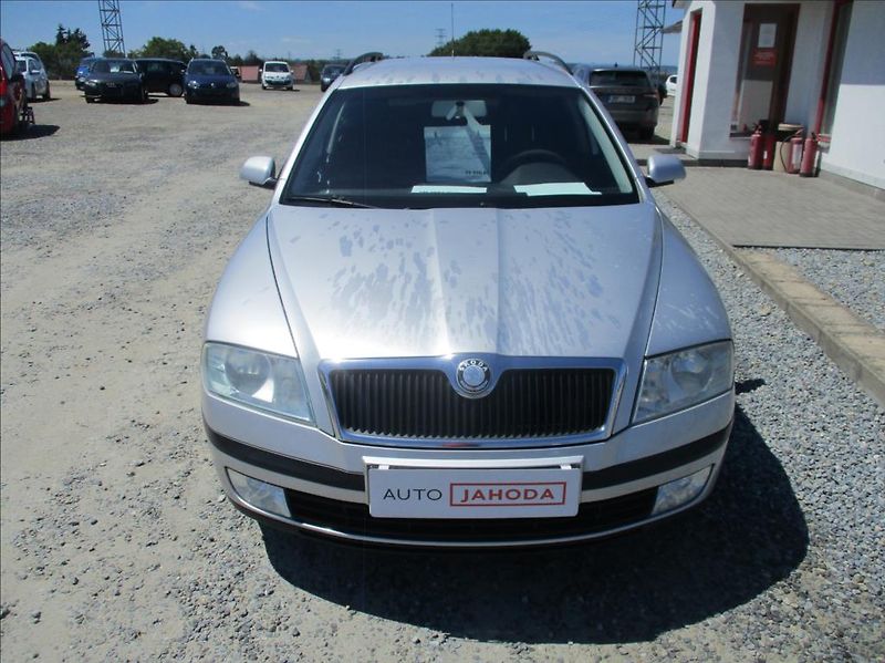 Škoda Octavia 1,9 TDI, klimatizace,serviska, - fotka 2 z 37