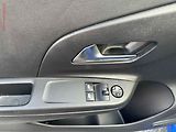 Opel Corsa (2021) 1.2i, ČR, AC, temp. - náhled 11