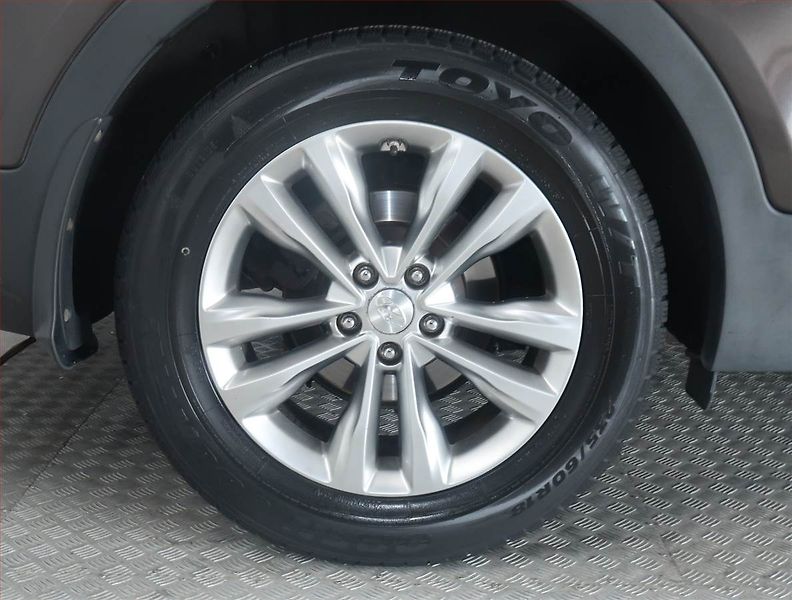 Hyundai Santa Fe (2017) 2.2 CRDi Blue, 4X4, Automat - fotka 15 z 20