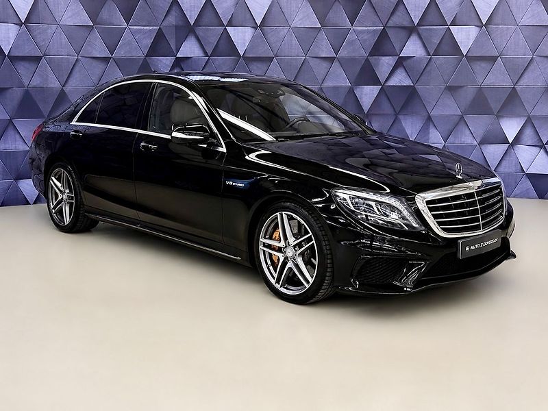 Mercedes-Benz Třídy S V8 4MATIC LONG, WEBASTO, PANO - fotka 4 z 28