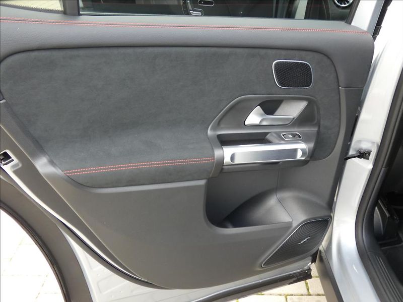 Mercedes-Benz GLB 2,0 200d 4M, 1.Maj, ČR. DPH - fotka 18 z 34