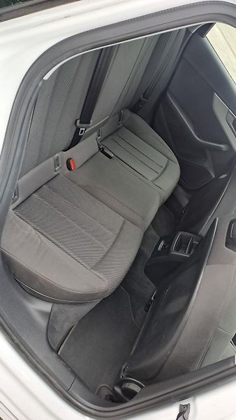 Audi A4 30 TDi S tronic Business line  - fotka 10 z 33