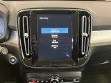 Volvo XC40 B4 Momentum Advance AT8 - náhled 38