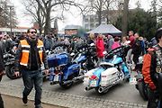 Z příjezdu spanilé jízdy motocyklů do Poděbrad.