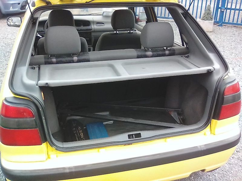 Škoda Felicia (2000) 1.3i / 40KW, jede super - fotka 36 z 42