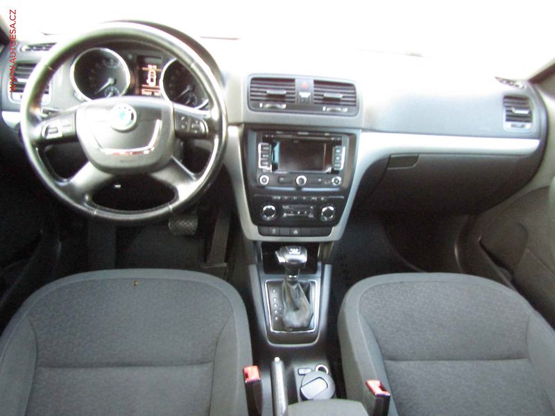Škoda Yeti (2011) 2.0 TDi 4x4, Experience, DSG - fotka 8 z 20