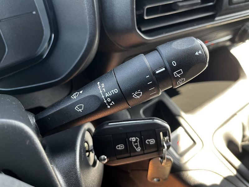 Toyota ProAce City 1.5D 130k MT Active Multimedia - fotka 23 z 28