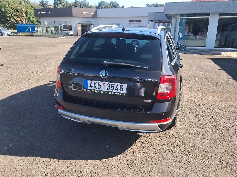 Škoda Octavia (2015) 2,0 TDI 110 kW SCOUT - fotka 6 z 23