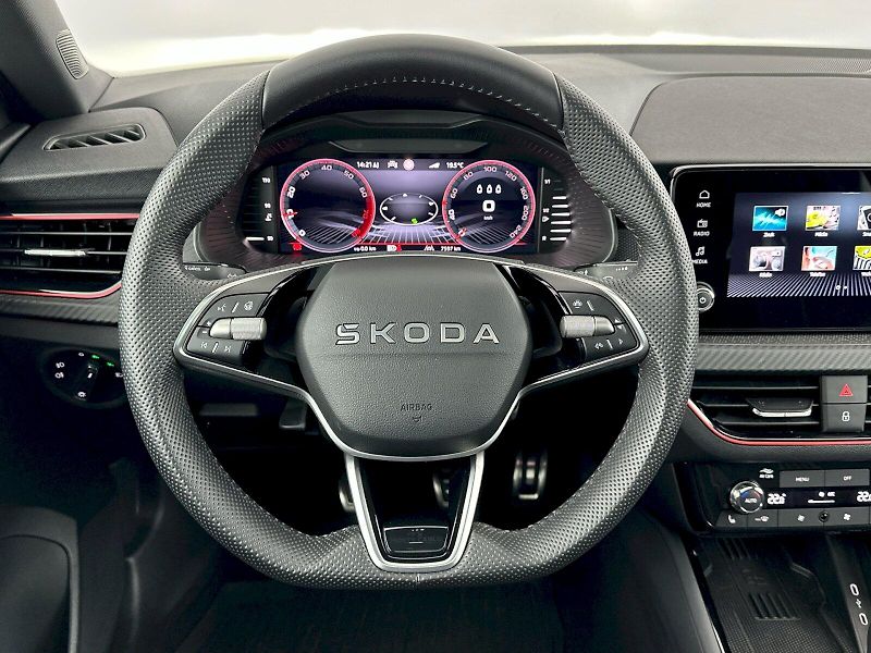Škoda Scala (2025) 1.0TSI 85kW Monte Carlo - fotka 9 z 32