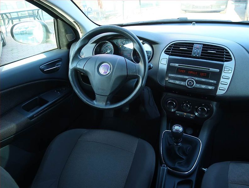 Fiat Bravo (2009) 1.4 16V, ČR,1.maj, po STK - fotka 7 z 16