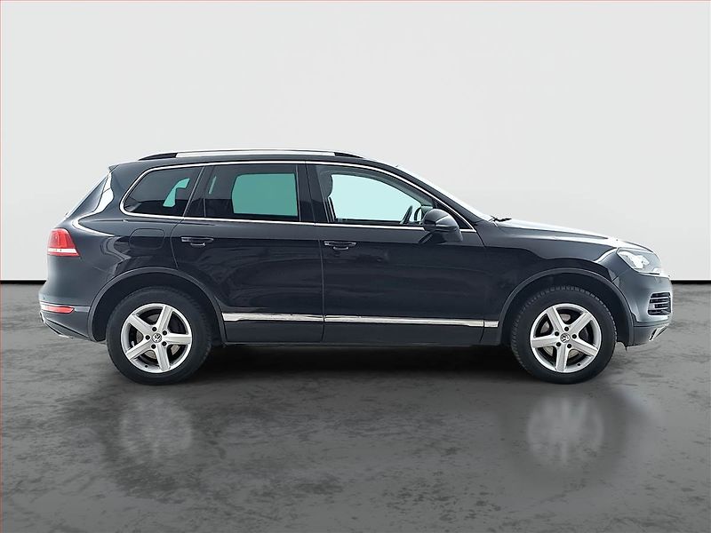 Volkswagen Touareg (2010) 3.0 TDI, 4X4, Automat, Kůže - fotka 6 z 25