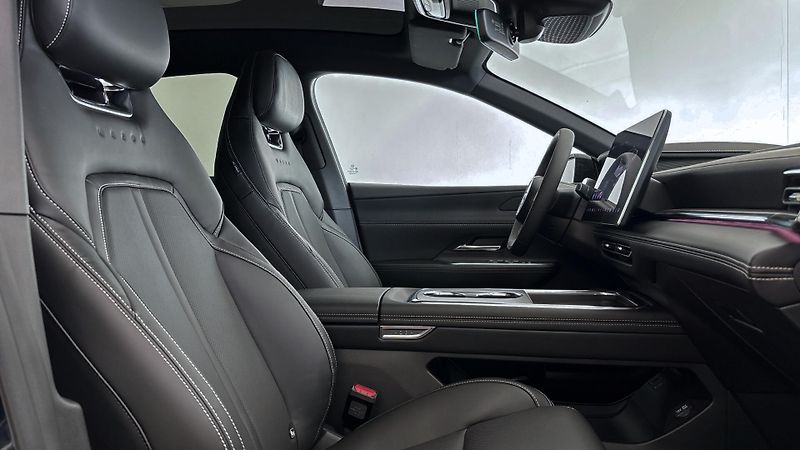 Mazda 6e (2026) 180 kW Takumi Long Range - fotka 14 z 24