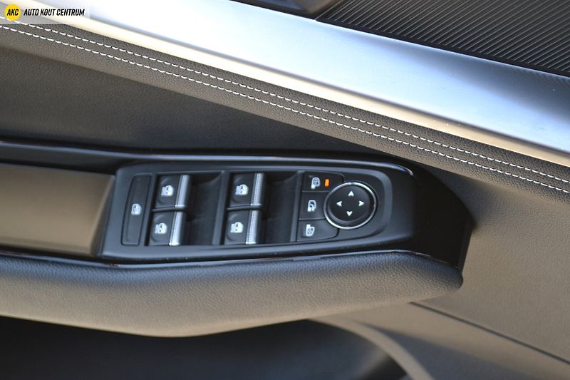 Renault Austral TECHNO MHEV 160 AUTO - fotka 47 z 51