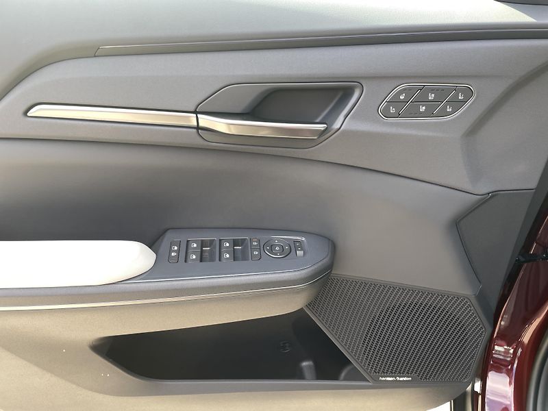 Kia EV5 (2026) 4x4 GT-Line EvoPark+Tech+PNS - fotka 10 z 29