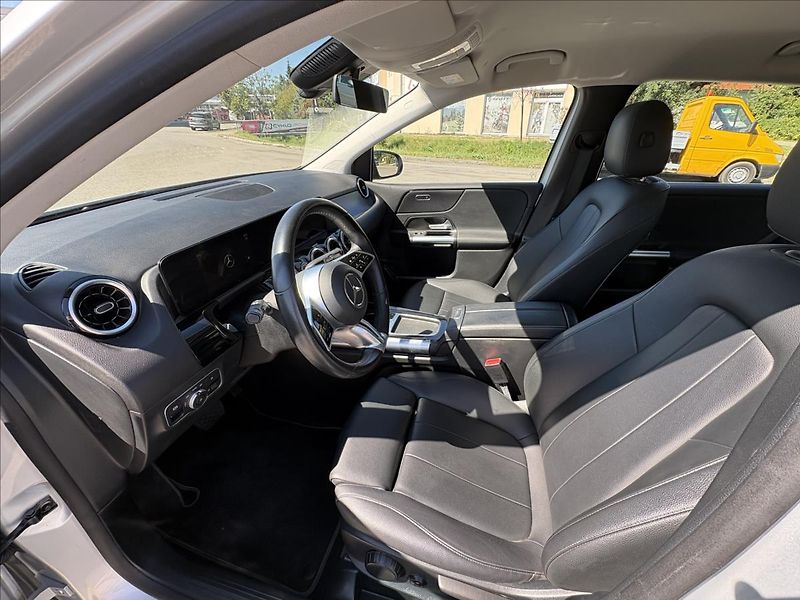 Mercedes-Benz Třídy B 2,0 200d 110kW Led,Kůže,Kamera - fotka 3 z 39