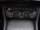 Škoda Superb 1,6 TDI 88kW Aut.klima Tažné - náhled 18