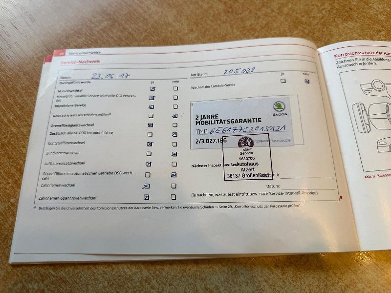 Škoda Octavia 2,0 TDi combi / servis.kn. / - fotka 34 z 37