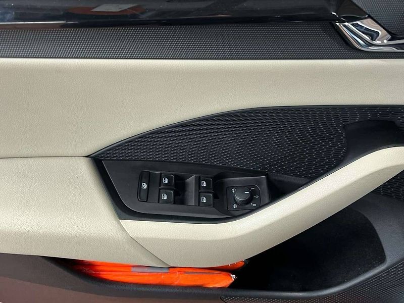 Škoda Octavia (2021) Combi Style 2.0 TDI DSG - fotka 13 z 20