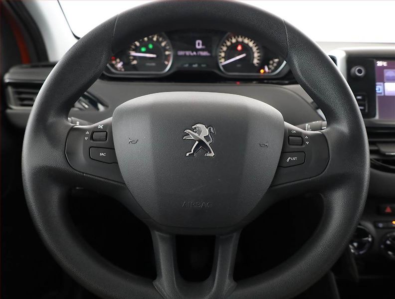 Peugeot 208 (2016) 1.2 PureTech, Serv.kniha - fotka 8 z 15