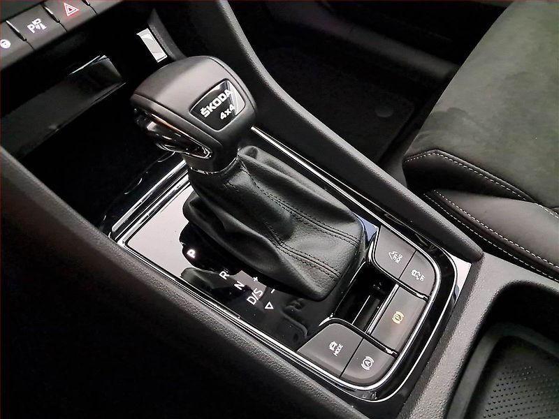 Škoda Kodiaq (2023) 2.0 TDI - fotka 15 z 20