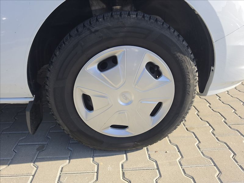 Ford Transit Custom 2,0 TDCi 96KW L2H1 - fotka 29 z 38