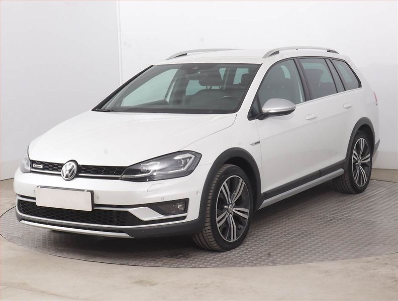 Volkswagen Golf (2017) Alltrack 2.0 TDI Alltrack - fotka 2 z 15