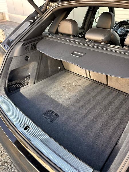 Audi Q3 (2018) S-LINE 2.0 TFSI 147KW PREMIUM+ - fotka 22 z 39