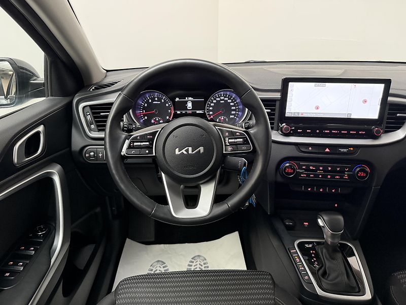Kia Ceed 1.5 T-GDI 118kW Top SW DCT - fotka 6 z 12