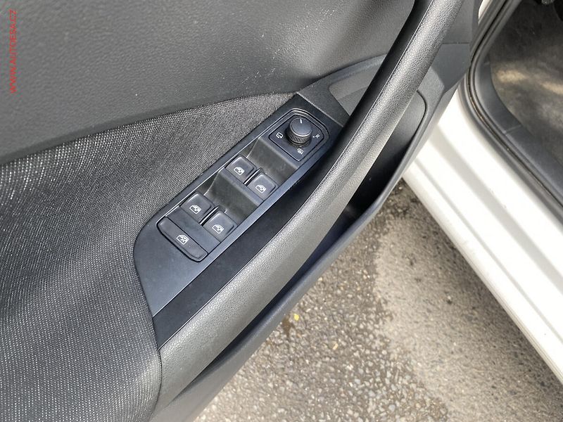 Škoda Scala (2024) 1.0 TSi, ČR, Style - fotka 12 z 16