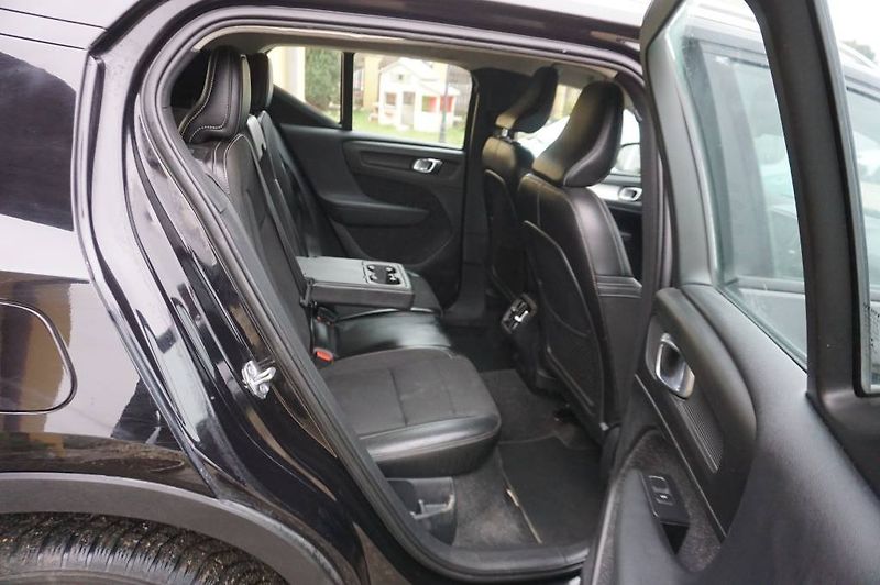 Volvo XC40 (2018) - fotka 34 z 35
