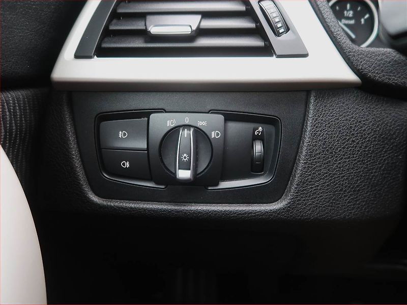 BMW Řada 3 (2018) 318d GT, Automat, Navi - fotka 17 z 25
