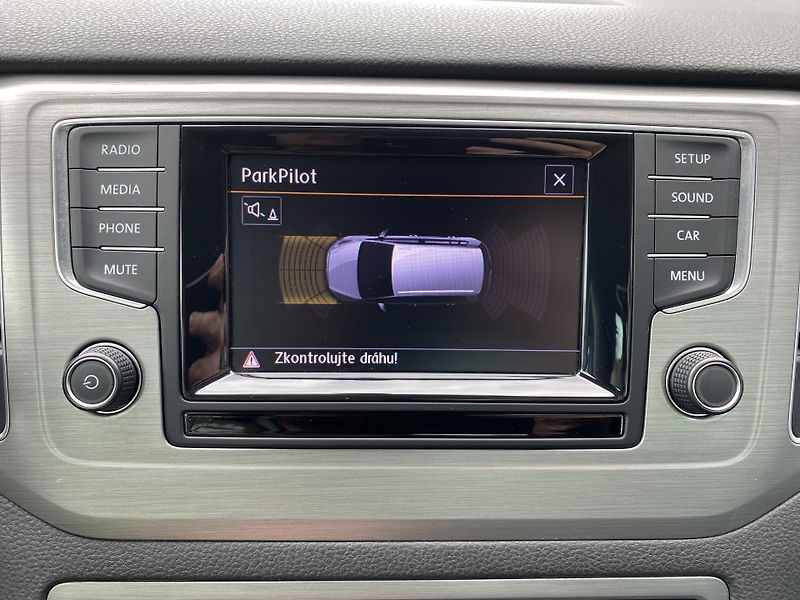 Volkswagen Golf Sportsvan 1.4 TSI 92kW- ALU - PDC -TAŽNÉ - fotka 26 z 46
