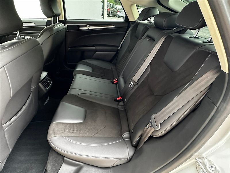 Ford Mondeo 2,0 TDCi 110kW-CZ-AUTOMAT - fotka 11 z 38