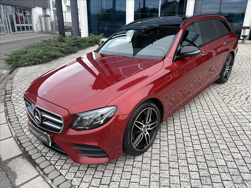 Mercedes-Benz Třídy E 3,0 E 350 d 4M ČR - fotka 2 z 20