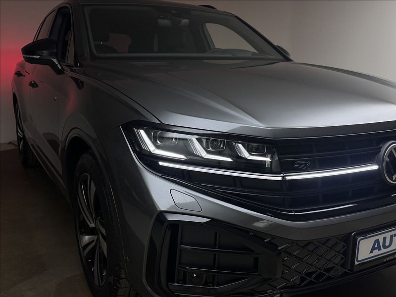 Volkswagen Touareg 3,0 HUD MASÁŽ NZTOP ČR ZÁRUKA - fotka 46 z 54