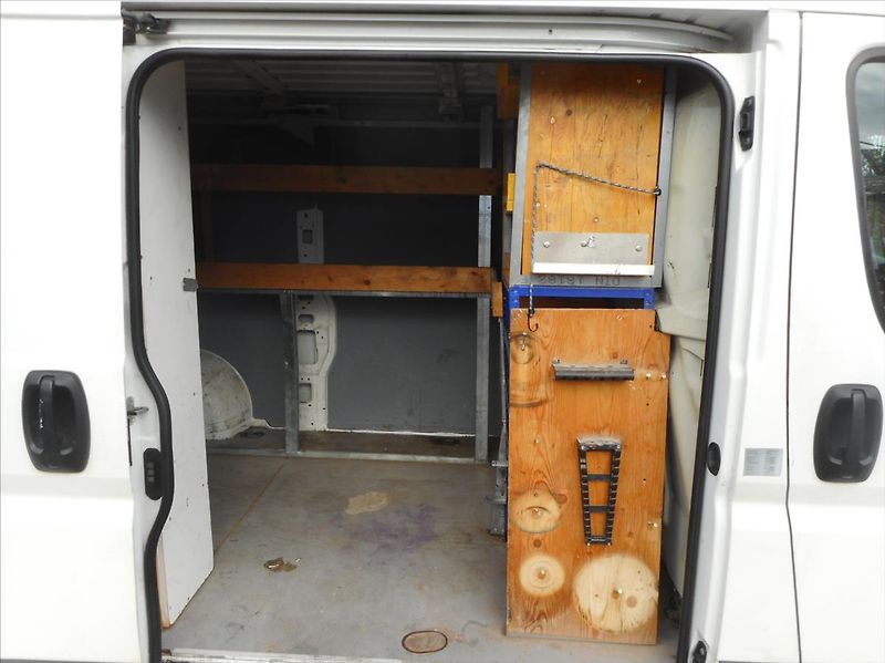 Peugeot Boxer 2,0 HDi L2H1 - fotka 19 z 24