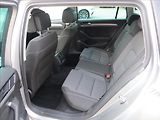 Volkswagen Passat 2,0 TDI 110kW Business DSG ČR - náhled 26
