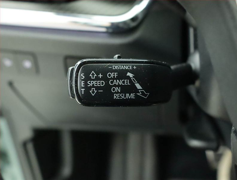 Škoda Enyaq (2023) Sportline iV 60 (62 kWh) - fotka 18 z 22