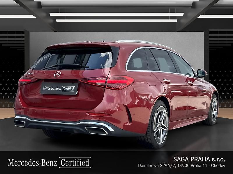 Mercedes-Benz Třídy C 300 e kombi AMG Line - fotka 4 z 21