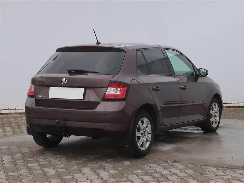 Škoda Fabia (2015) Style 1.2 TSI, Serv.kniha - fotka 5 z 14