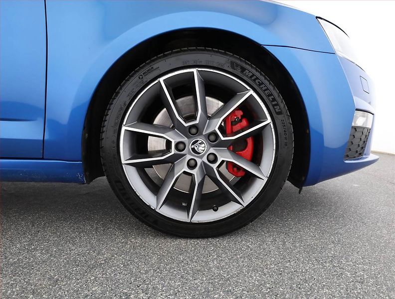 Škoda Octavia (2014) RS 2.0 TDI, Serv.kniha, Xenony - fotka 18 z 18