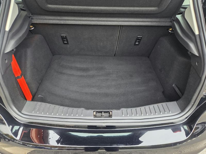 Ford Focus (2018) 1.6  16V AUTOMAT - fotka 9 z 9