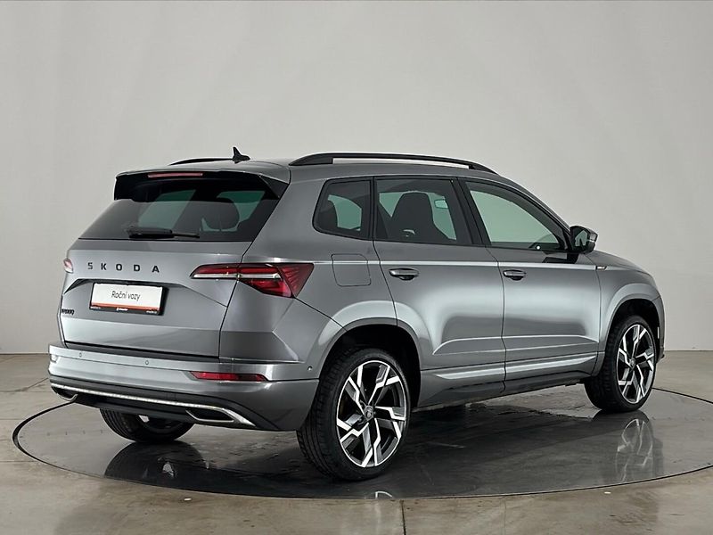 Škoda Karoq SportLine DSG - fotka 2 z 30