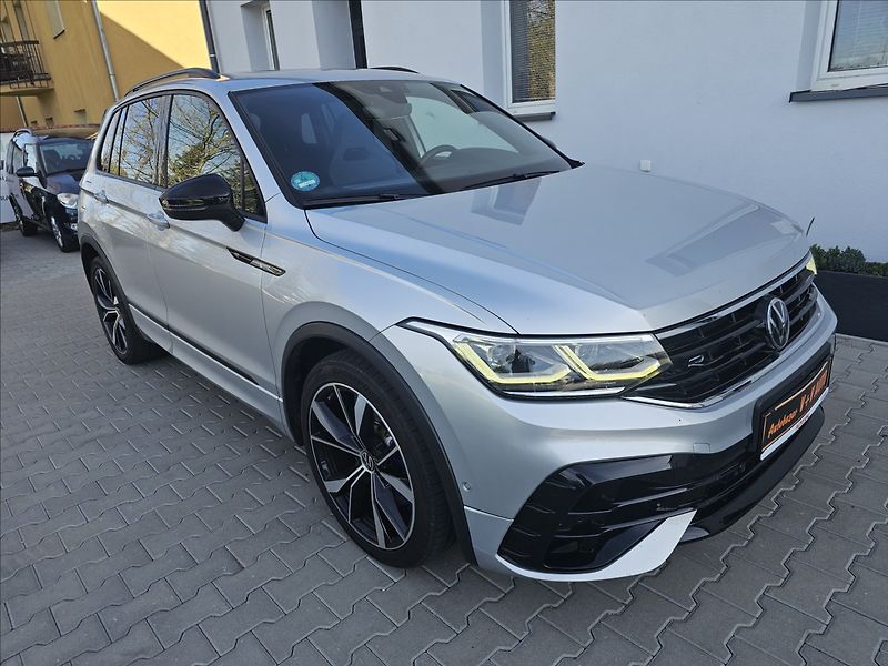 Volkswagen Tiguan 2,0 TSi 235KW D7 R DPH NAVI - fotka 4 z 44