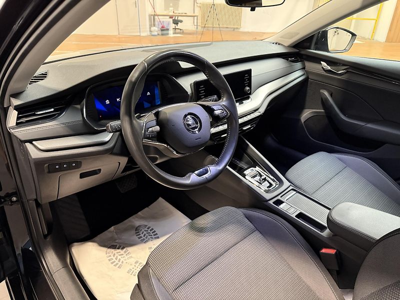 Škoda Octavia 2.0 TDI 110kW DSG Ambition Com - fotka 5 z 13