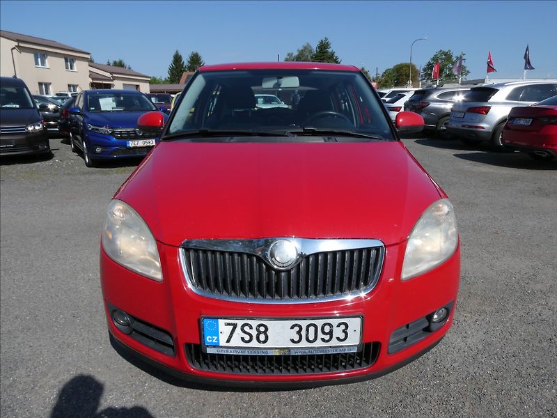 Škoda Fabia 1,2 HTP 2x kola, koupeno v ČR - fotka 2 z 40